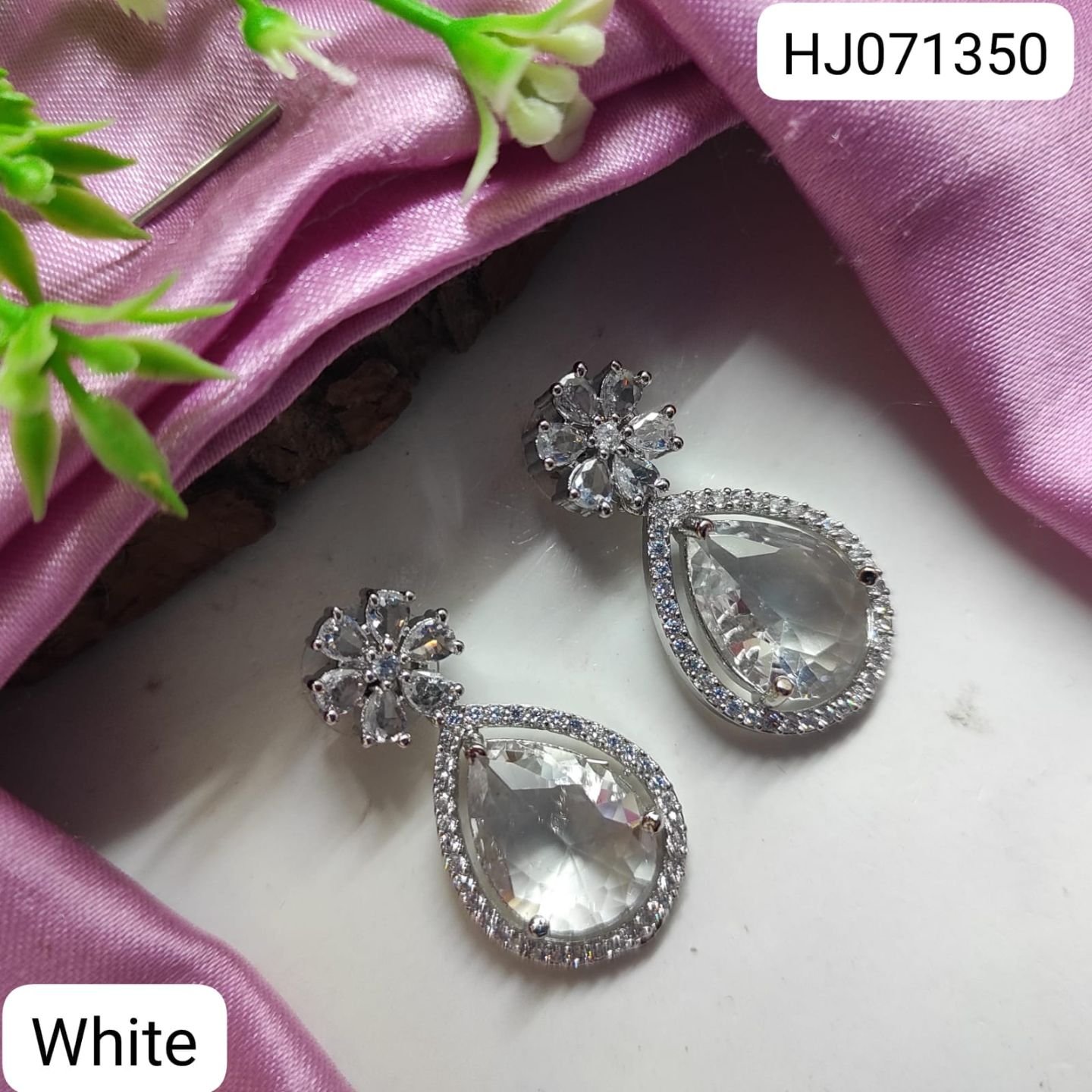 ADEAR6852