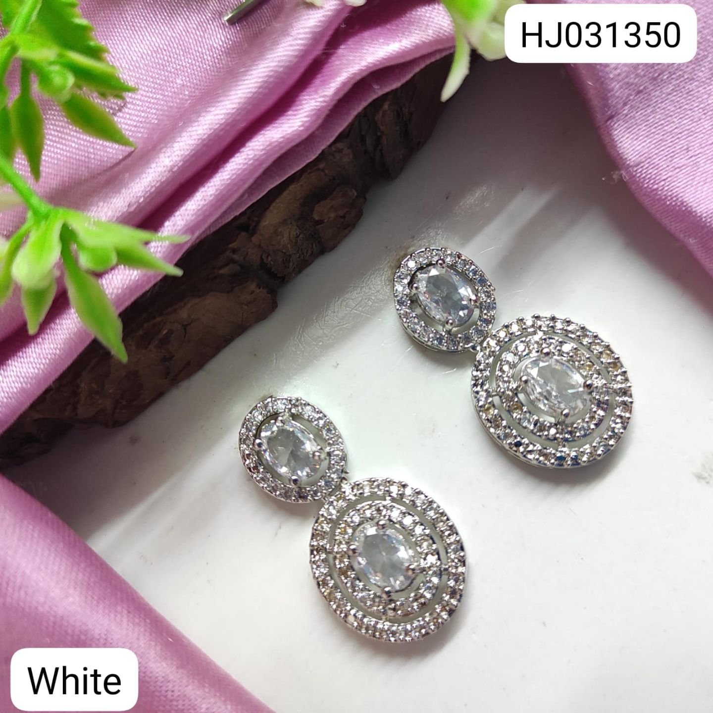 ADEAR6890