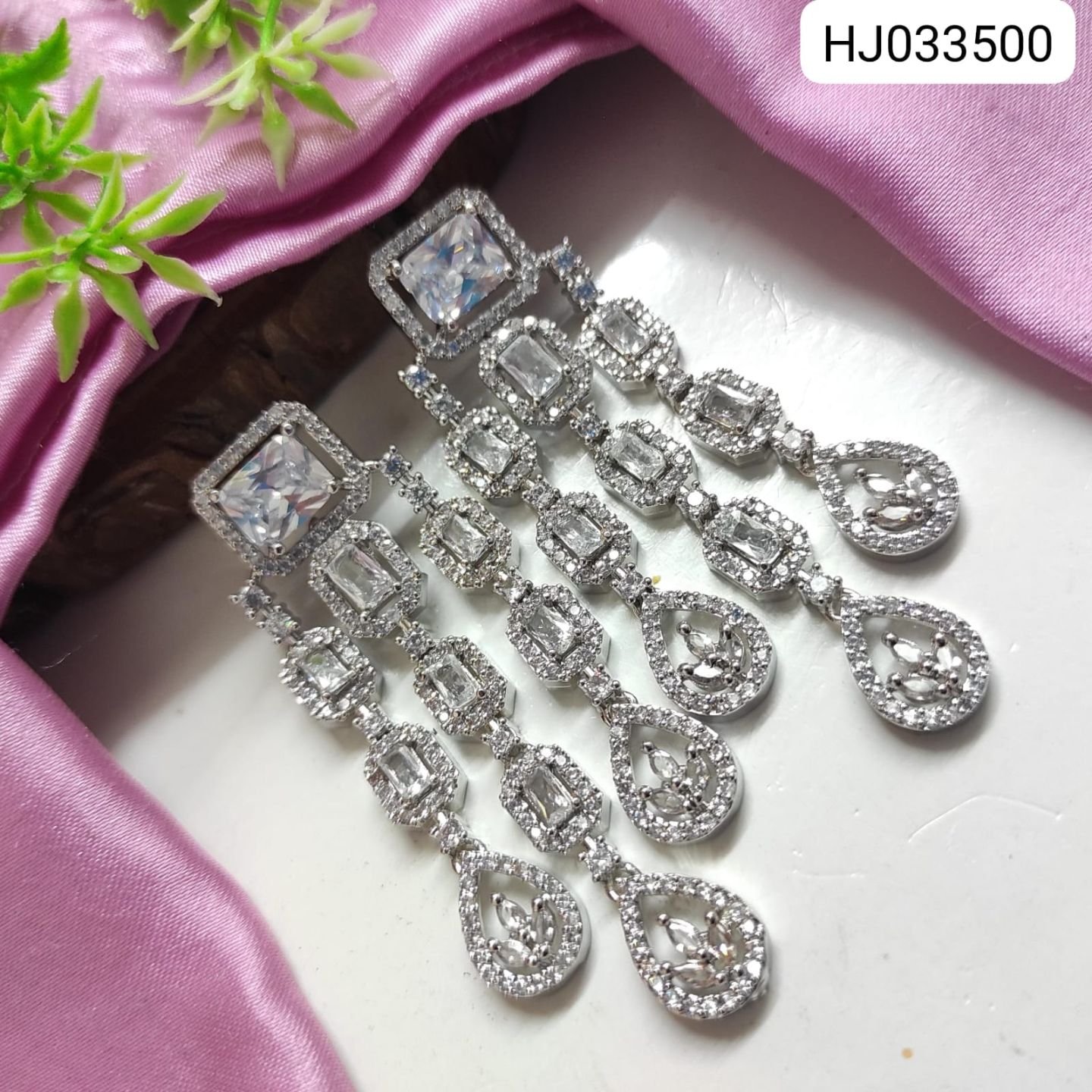 ADEAR6945