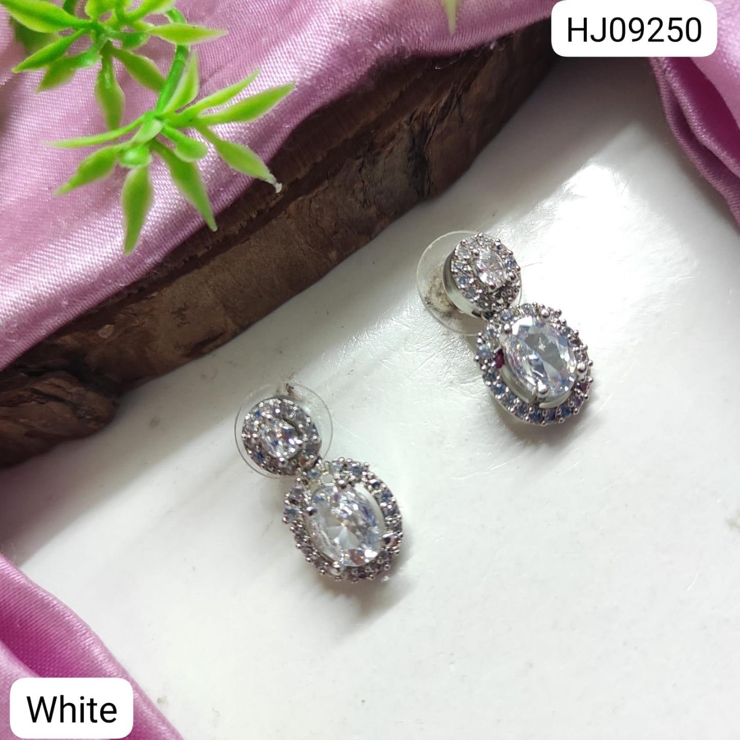 ADEAR7023