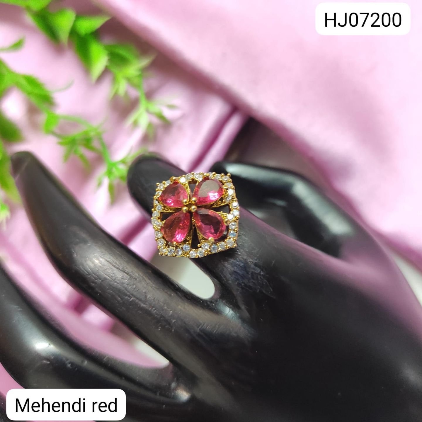ADR4389