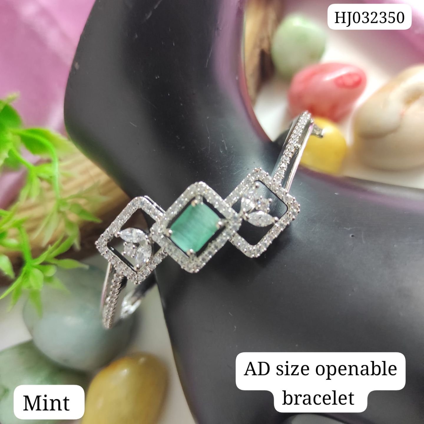 Bracelet3056