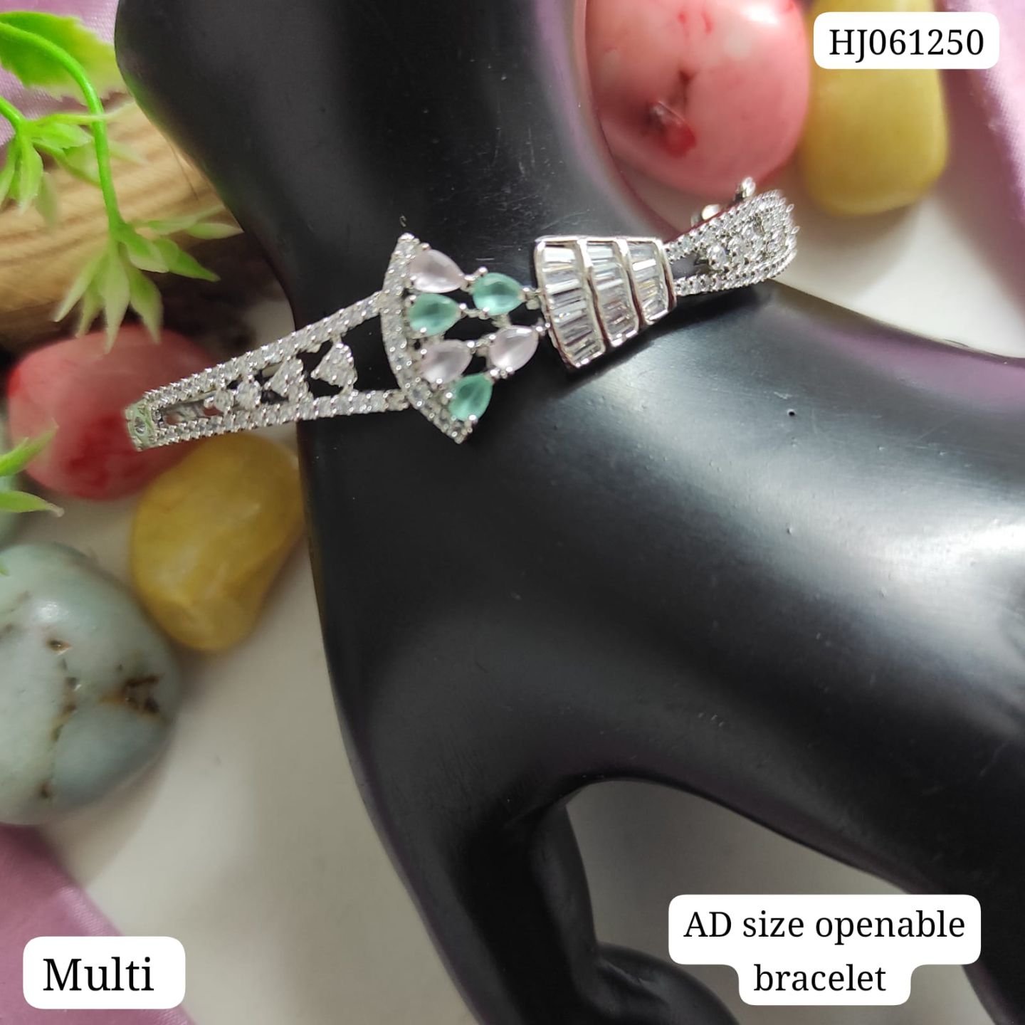 Bracelet3930
