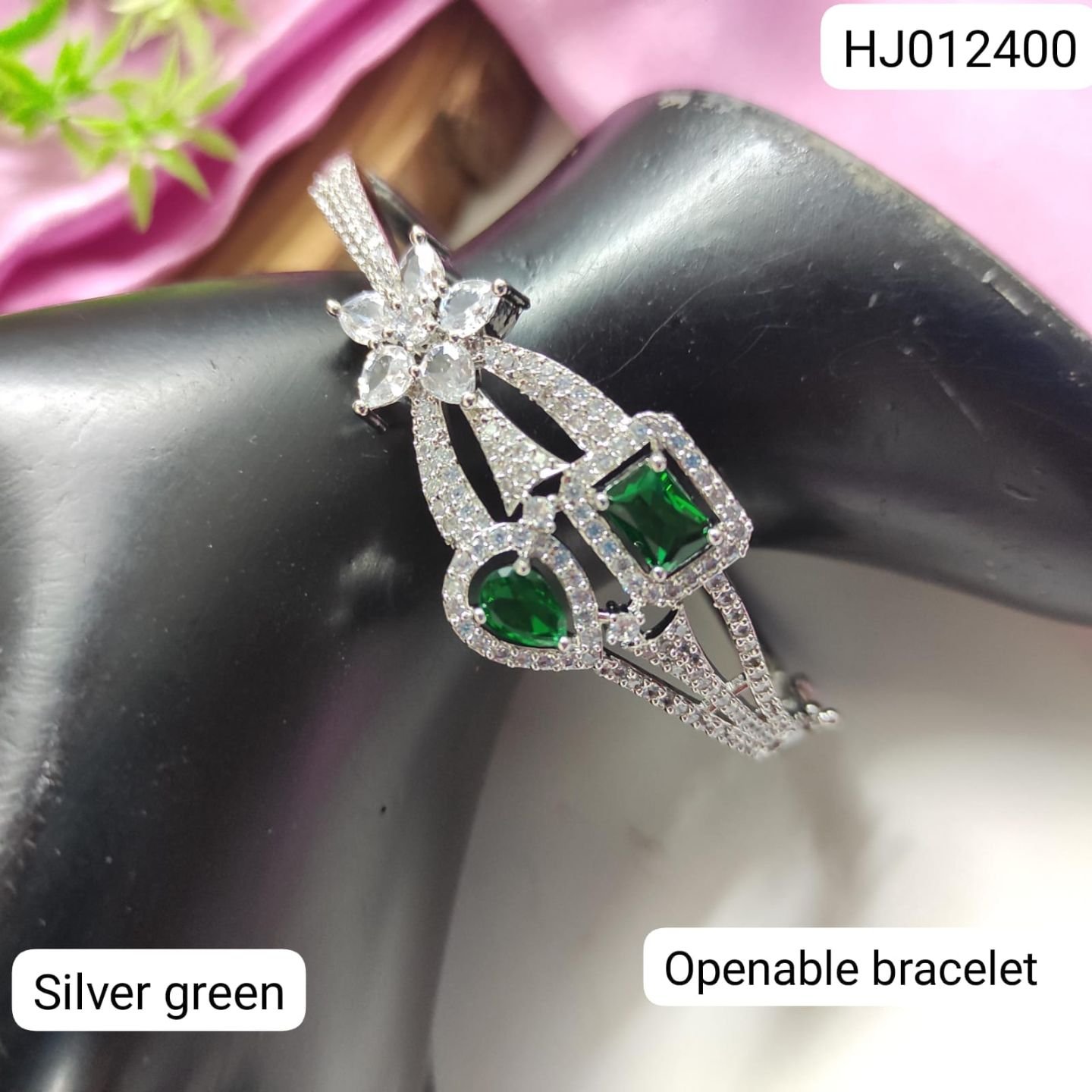 Bracelet4670