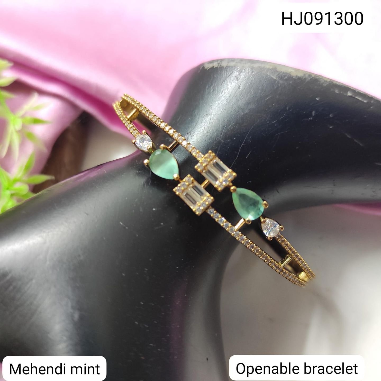 Bracelet4937
